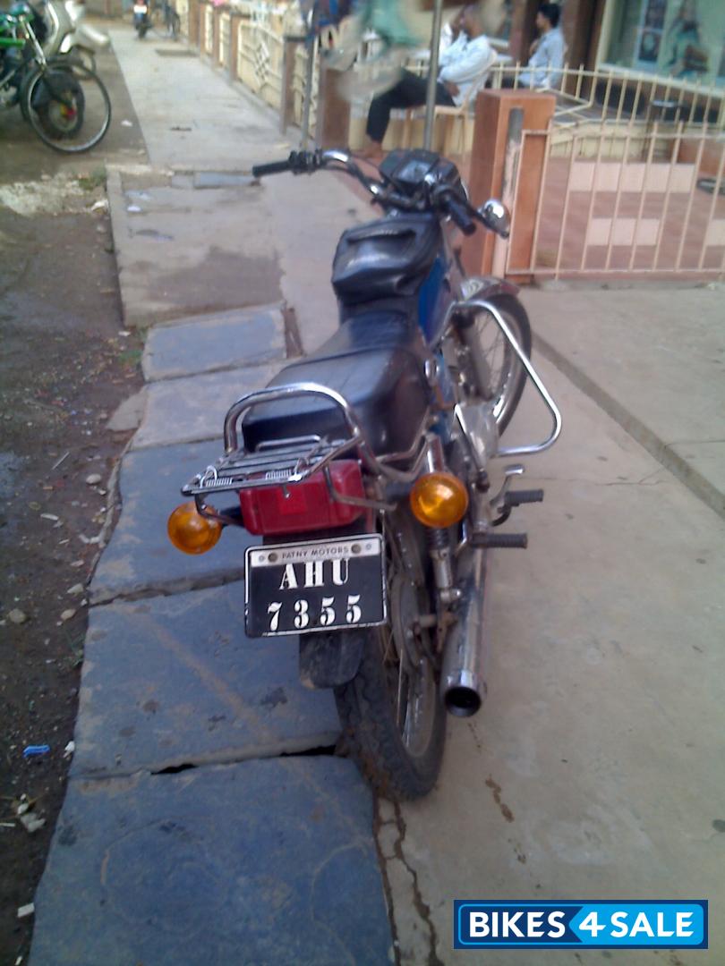 Org  Blue  Yamaha RX 100