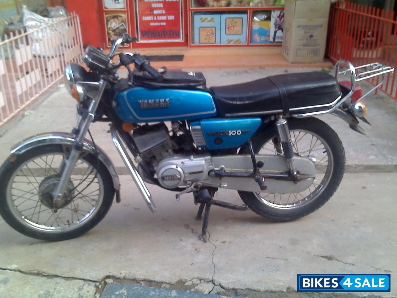Org  Blue  Yamaha RX 100