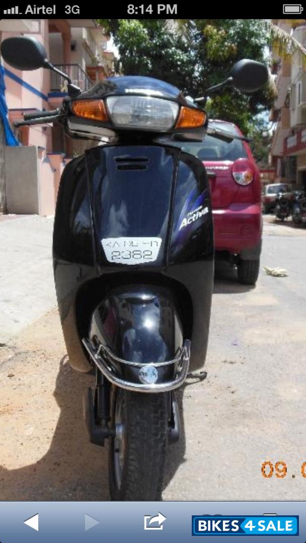 Black Honda Activa