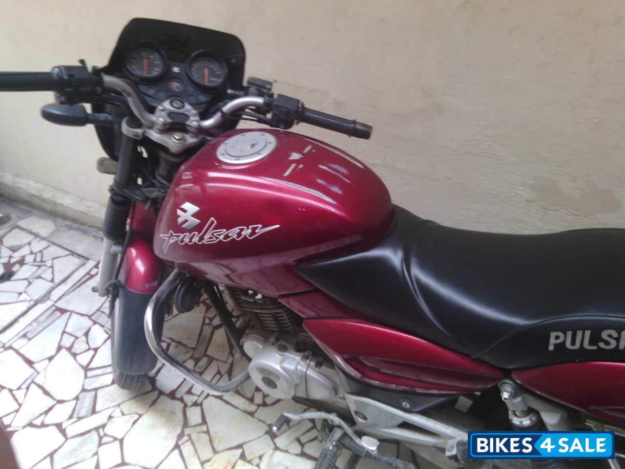 Red Bajaj Pulsar 150 DTSi