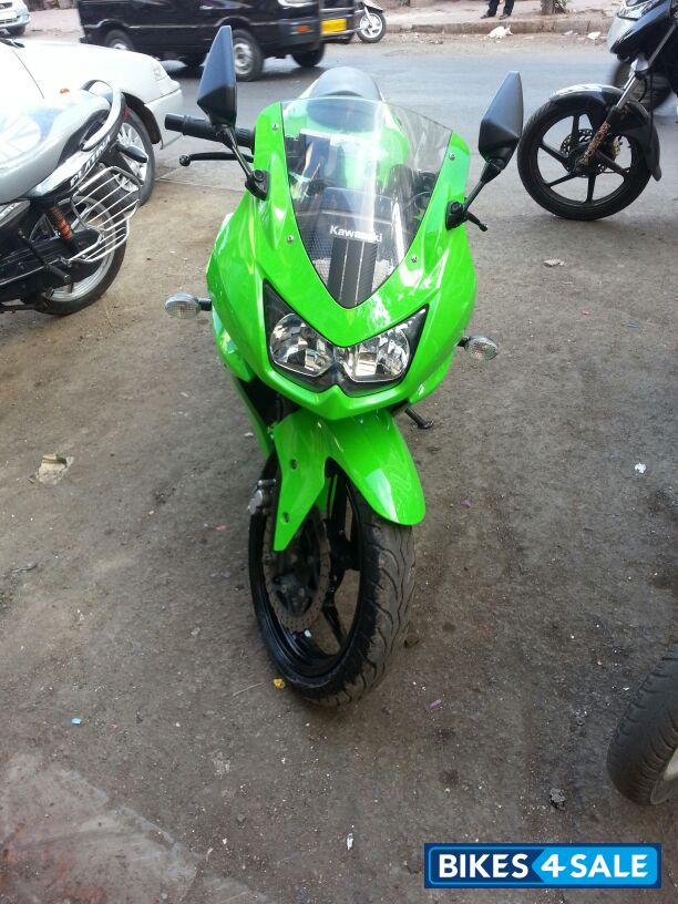 Green Kawasaki Ninja 250R