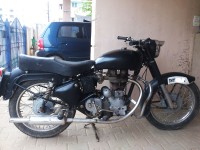 Matte Black Royal Enfield Vintage Bullet