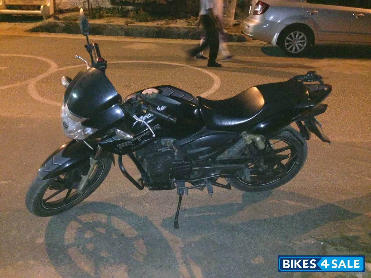 Black TVS Apache RTR 180