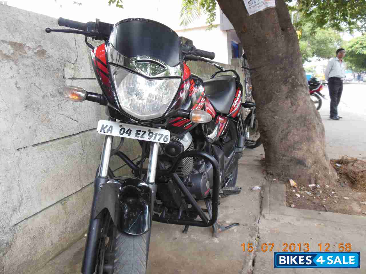 Black Honda Unicorn Sporty