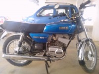 Blue Yamaha RX 100