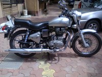 Silver Royal Enfield Bullet Electra Twinspark
