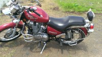Red Royal Enfield Thunderbird TwinSpark 350
