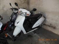 White Honda Activa