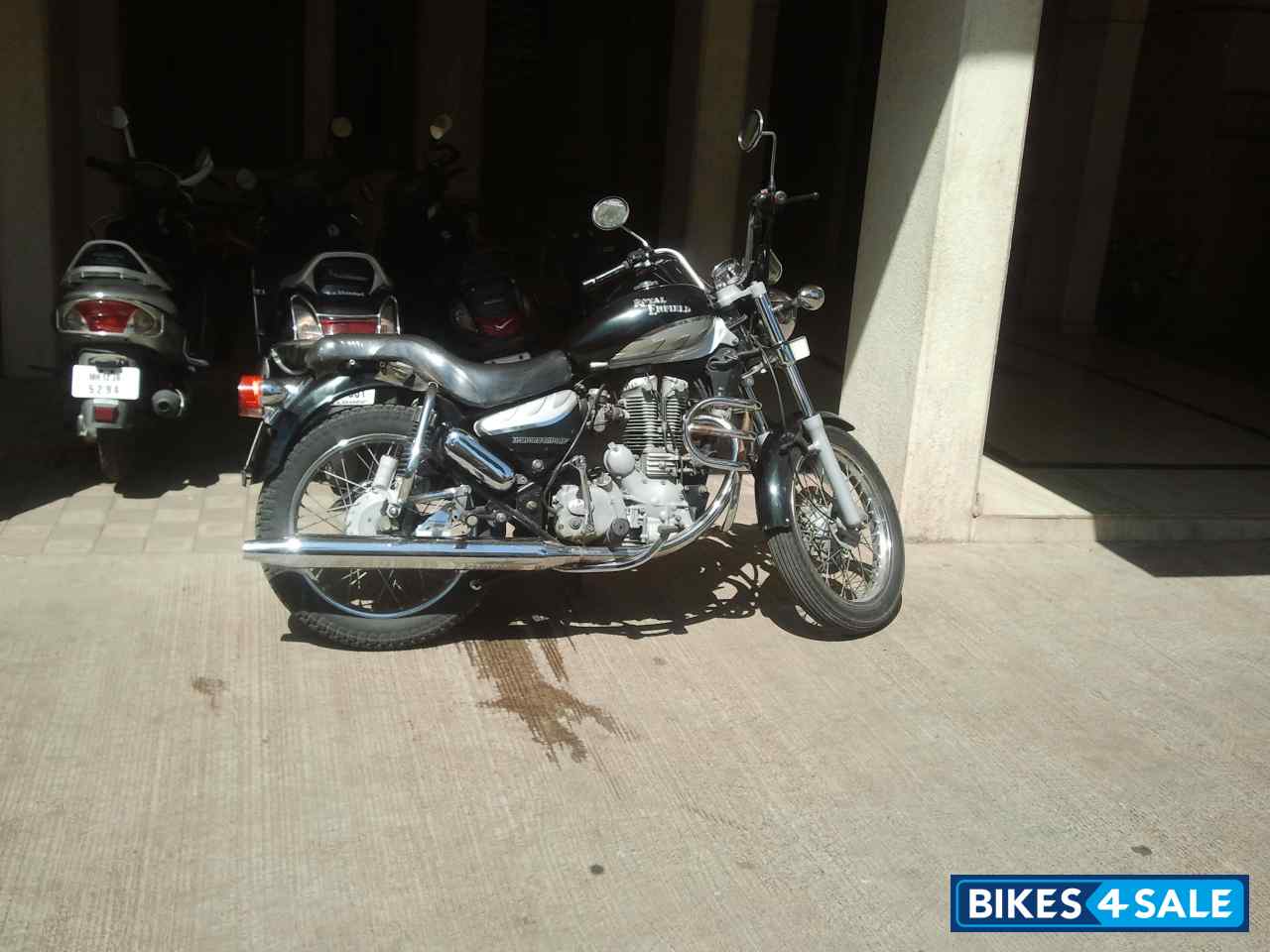 Black Royal Enfield Thunderbird