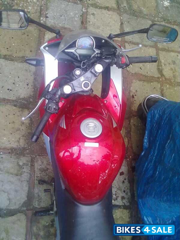 Red Honda CBR 250R