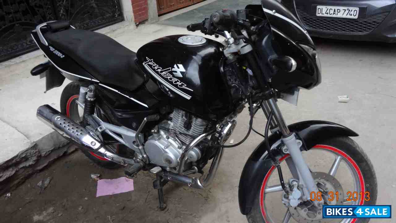 Black Bajaj Pulsar 150 DTSi