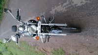 Black Bajaj Avenger 220 DTS-i