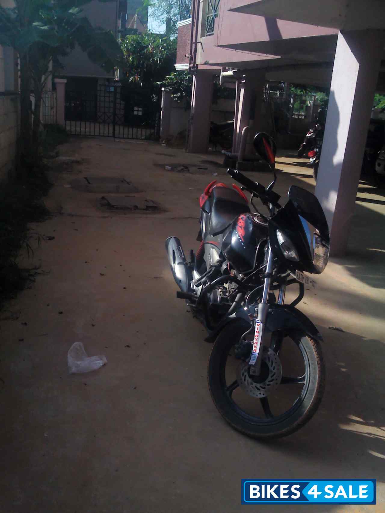 Black Hero CBZ Xtreme Black Hero CBZ Xtreme