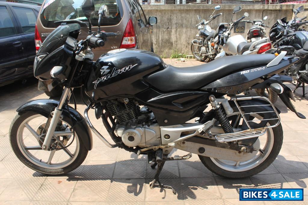 Black Bajaj Pulsar 150 DTSi