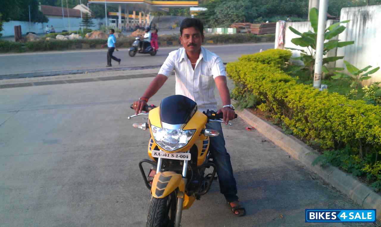 Yellow TVS Apache RTR 180