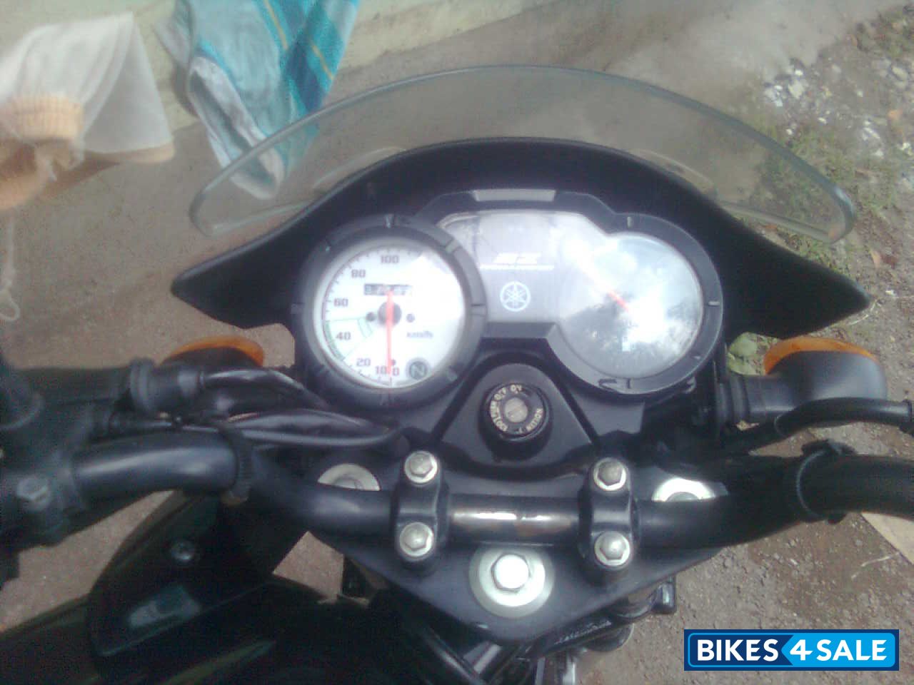 Black Yamaha SZ-X Black Yamaha SZ-X