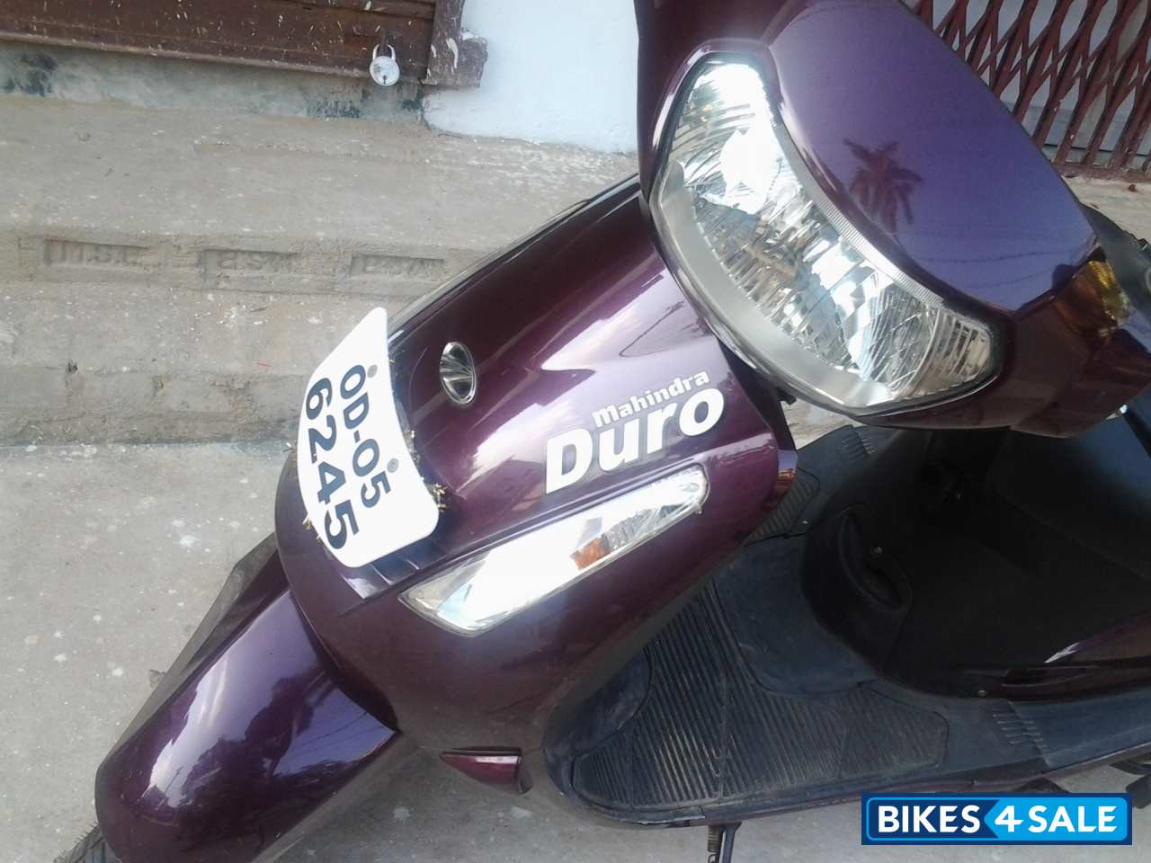 Magenda Mahindra Duro DZ Magenda Mahindra Duro DZ