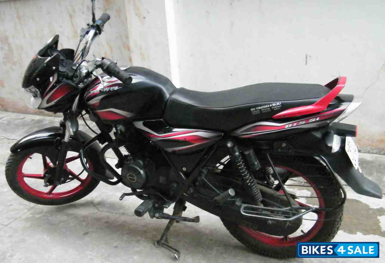 Black & Red Bajaj Discover 100 DTS-Si Black & Red Bajaj Discover 100 DTS-Si