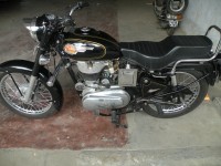 Black Royal Enfield Bullet Standard 350