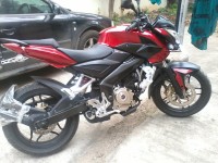 Red Bajaj Pulsar 200 NS