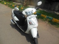 White Honda Activa hero honda pleasure 2012 excellent condition up to date document KA REG call me KHAN 9060996266, Tay