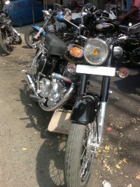 Black Royal Enfield Bullet Standard 350