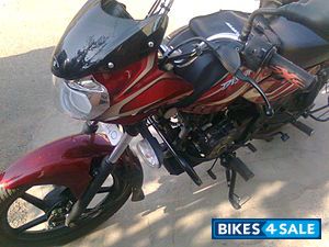 Red Bajaj Discover 100 DTS-Si
