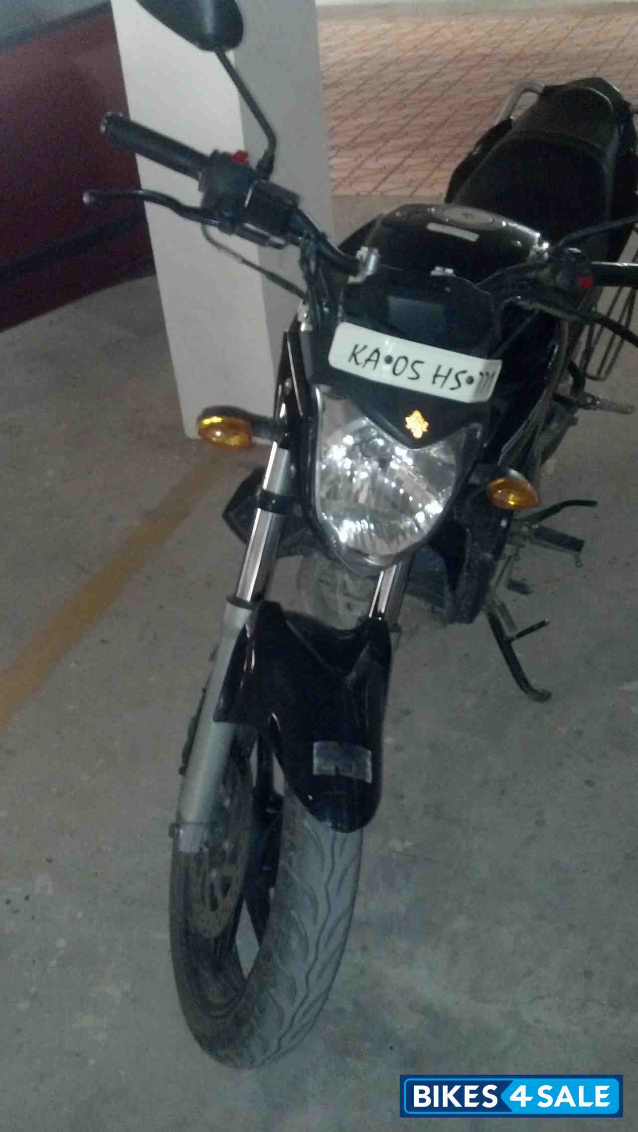 Black Yamaha FZ16