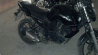 Black Yamaha FZ16