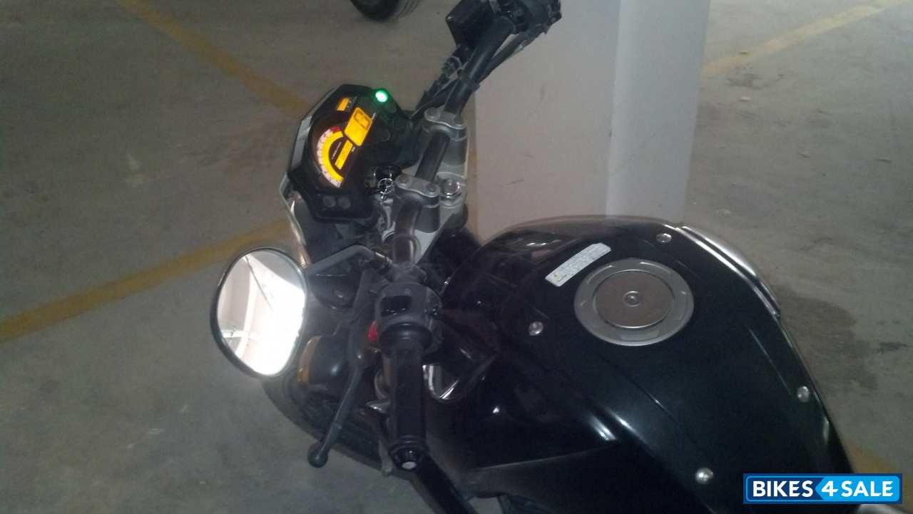 Black Yamaha FZ16