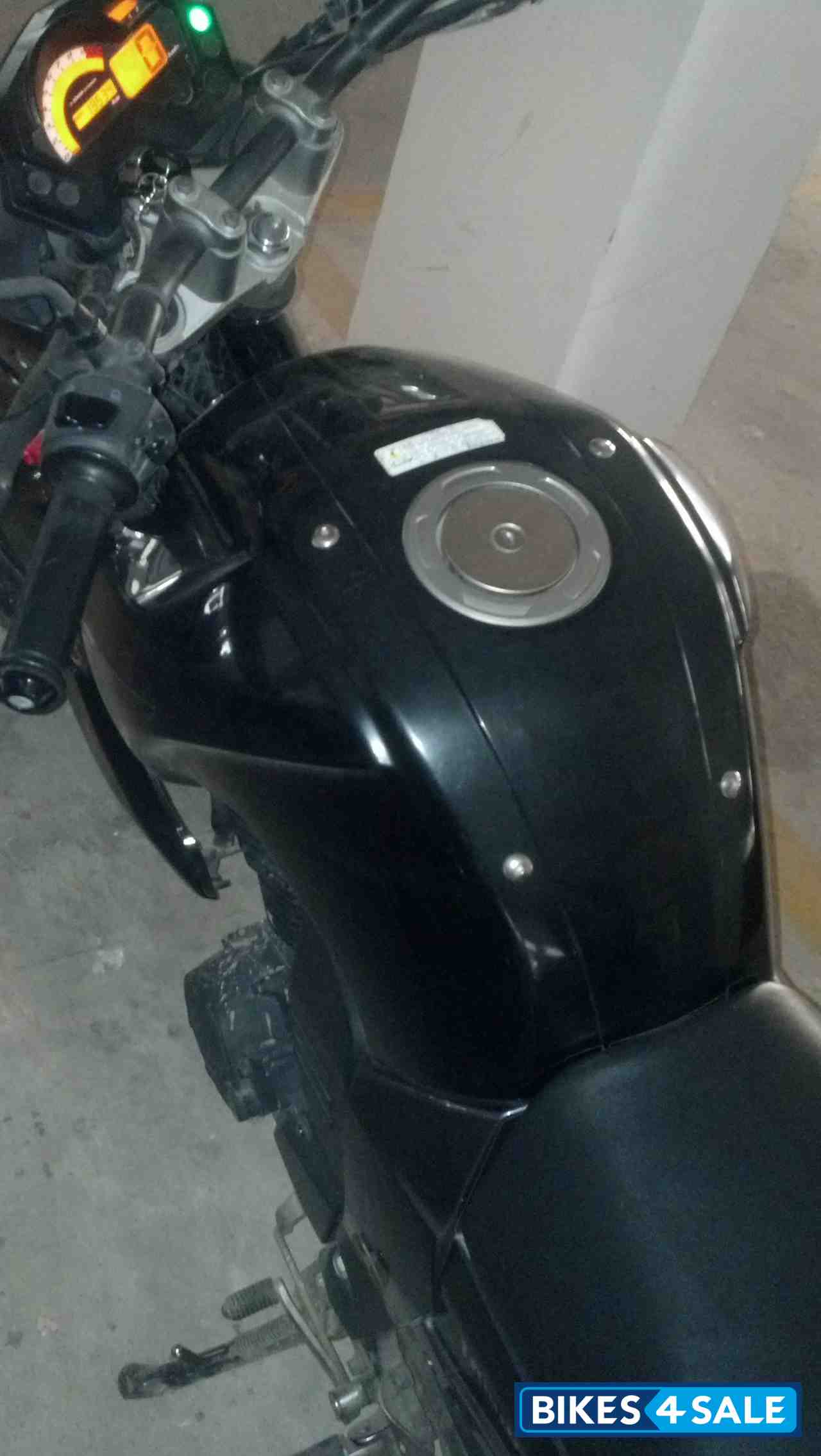 Black Yamaha FZ16