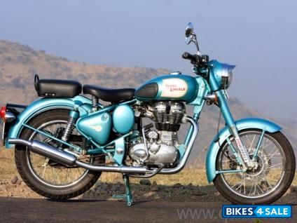 Green Royal Enfield Classic 500