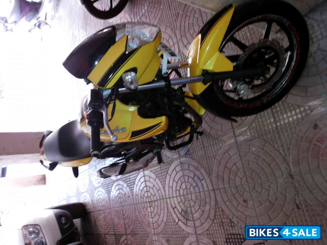 Yellow TVS Apache RTR 160