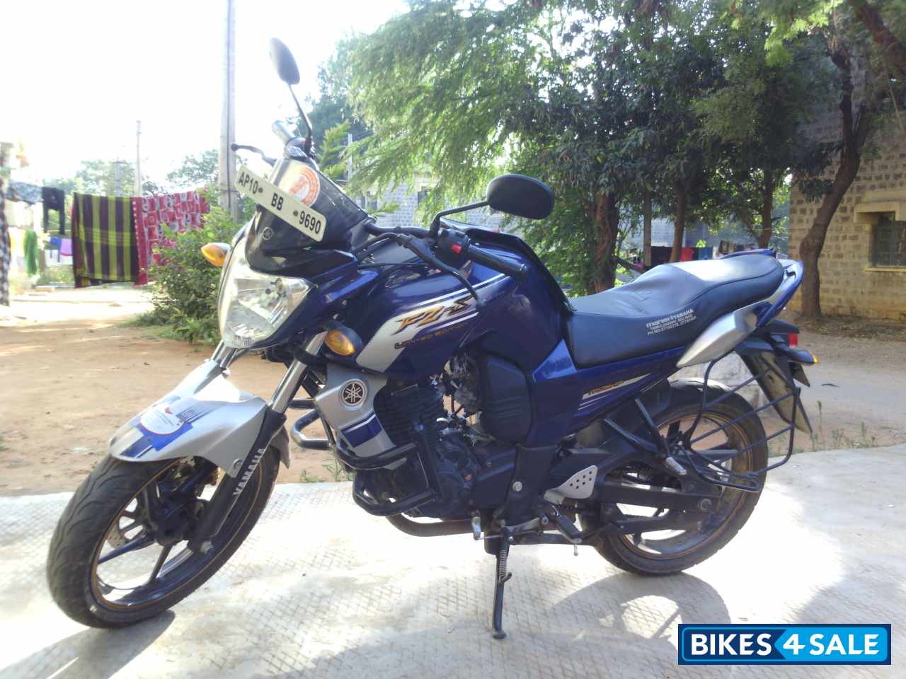 Blue (dpbml) Yamaha FZ-S