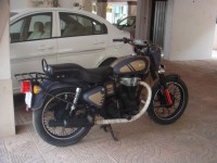 Custom Royal Enfield Bullet Standard 350