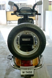 Blue/silver Grey Kinetic Kinetic Honda