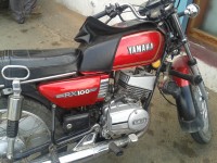 Red Yamaha RX 135