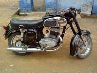 Black Ideal Jawa Yezdi Classic