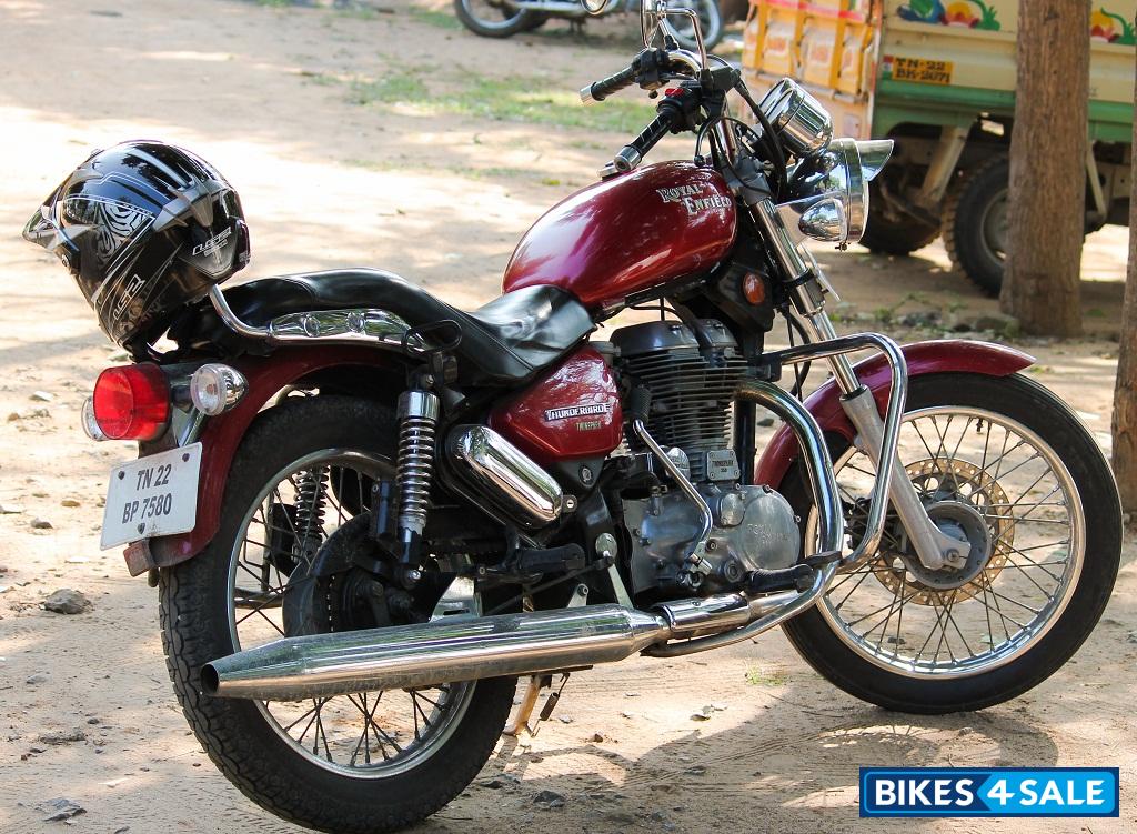 Red Royal Enfield Thunderbird TwinSpark 350