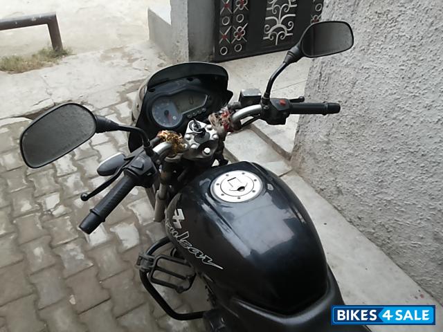 Black Bajaj Pulsar 180 DTSi Black Bajaj Pulsar 180 DTSi