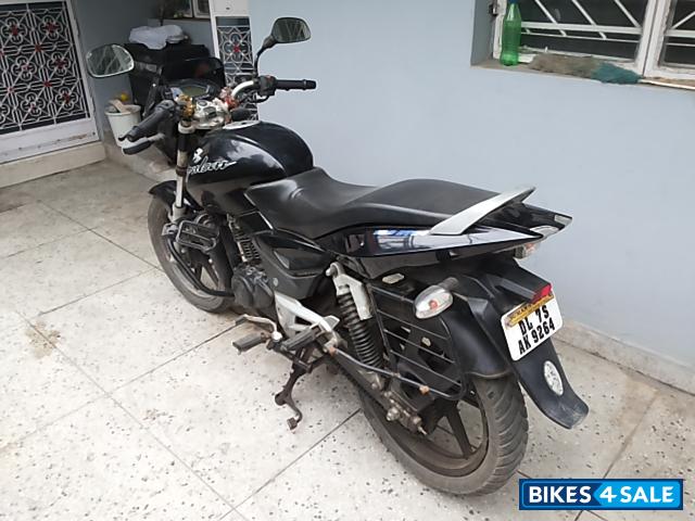 Black Bajaj Pulsar 180 DTSi Black Bajaj Pulsar 180 DTSi