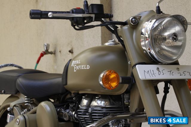 Desert Storm Royal Enfield Classic Desert Storm
