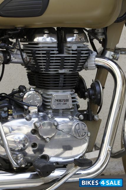 Desert Storm Royal Enfield Classic Desert Storm