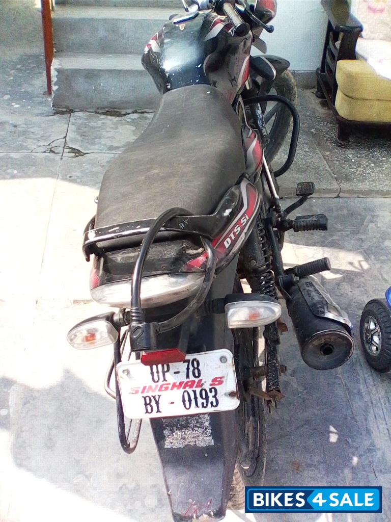Black With Red Steeker Bajaj Discover 100 DTS-Si
