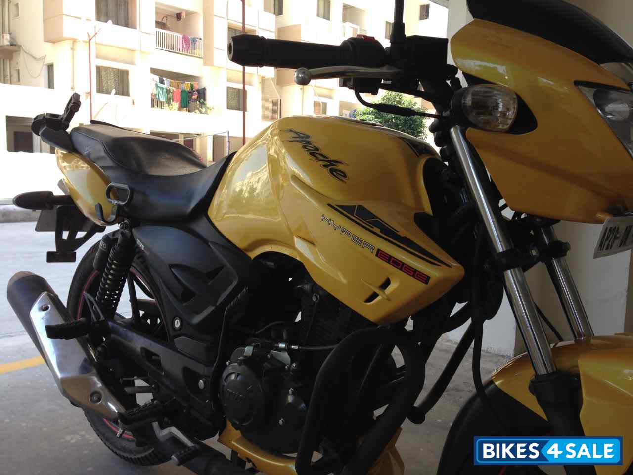 Yellow TVS Apache RTR 160