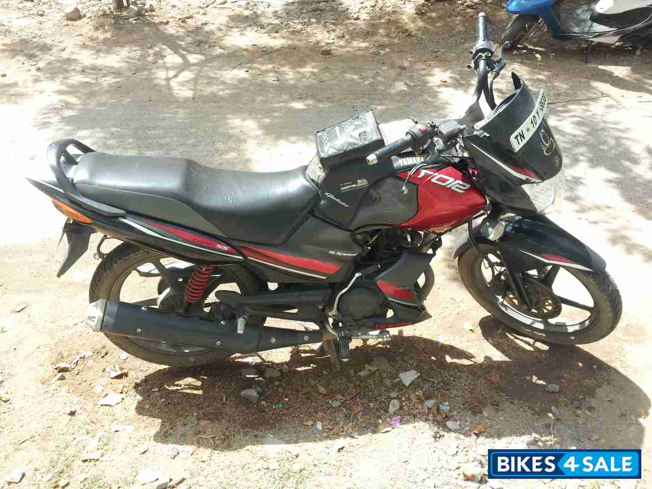 Red & Black Yamaha Gladiator