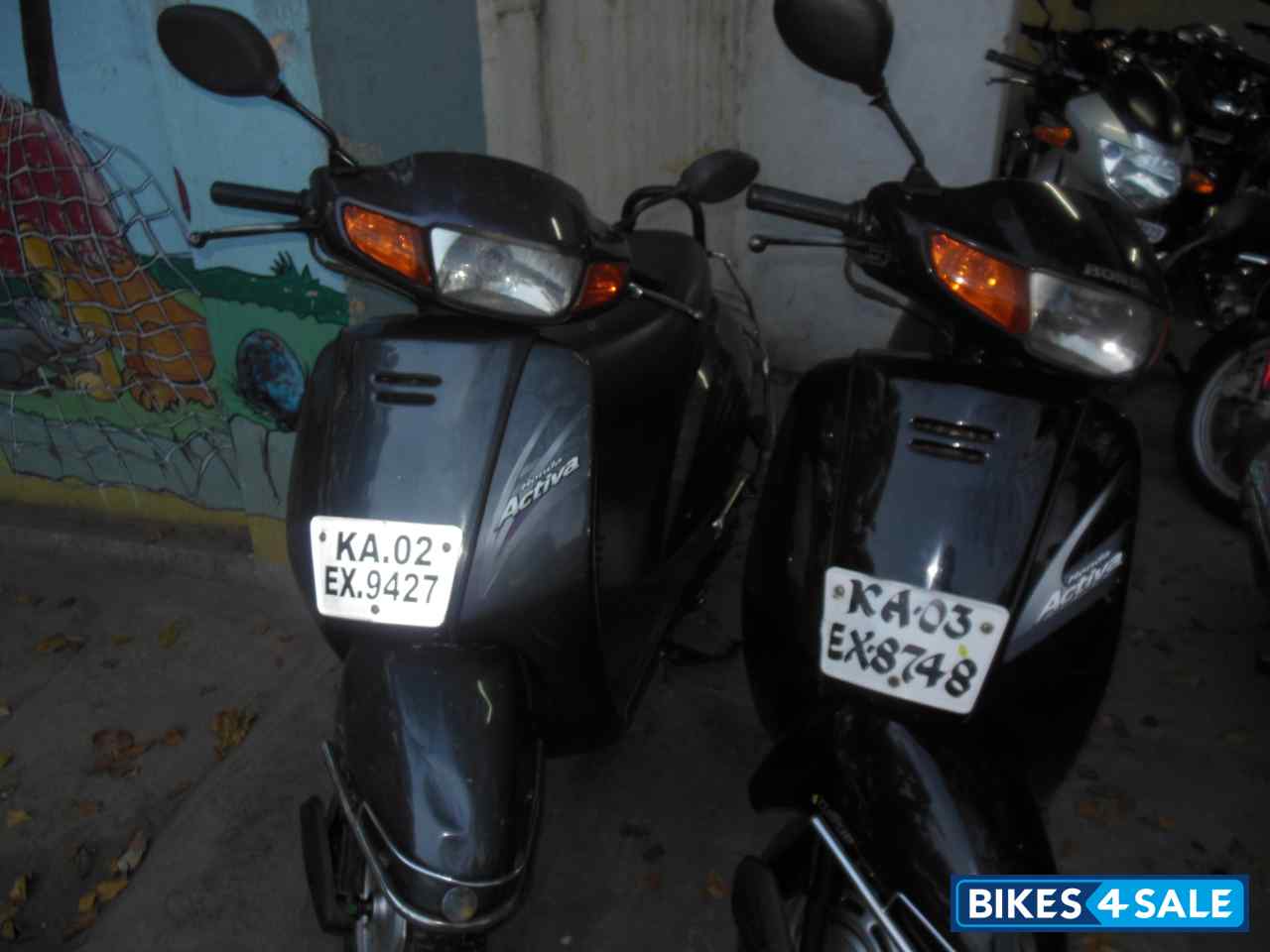Gray Honda Activa