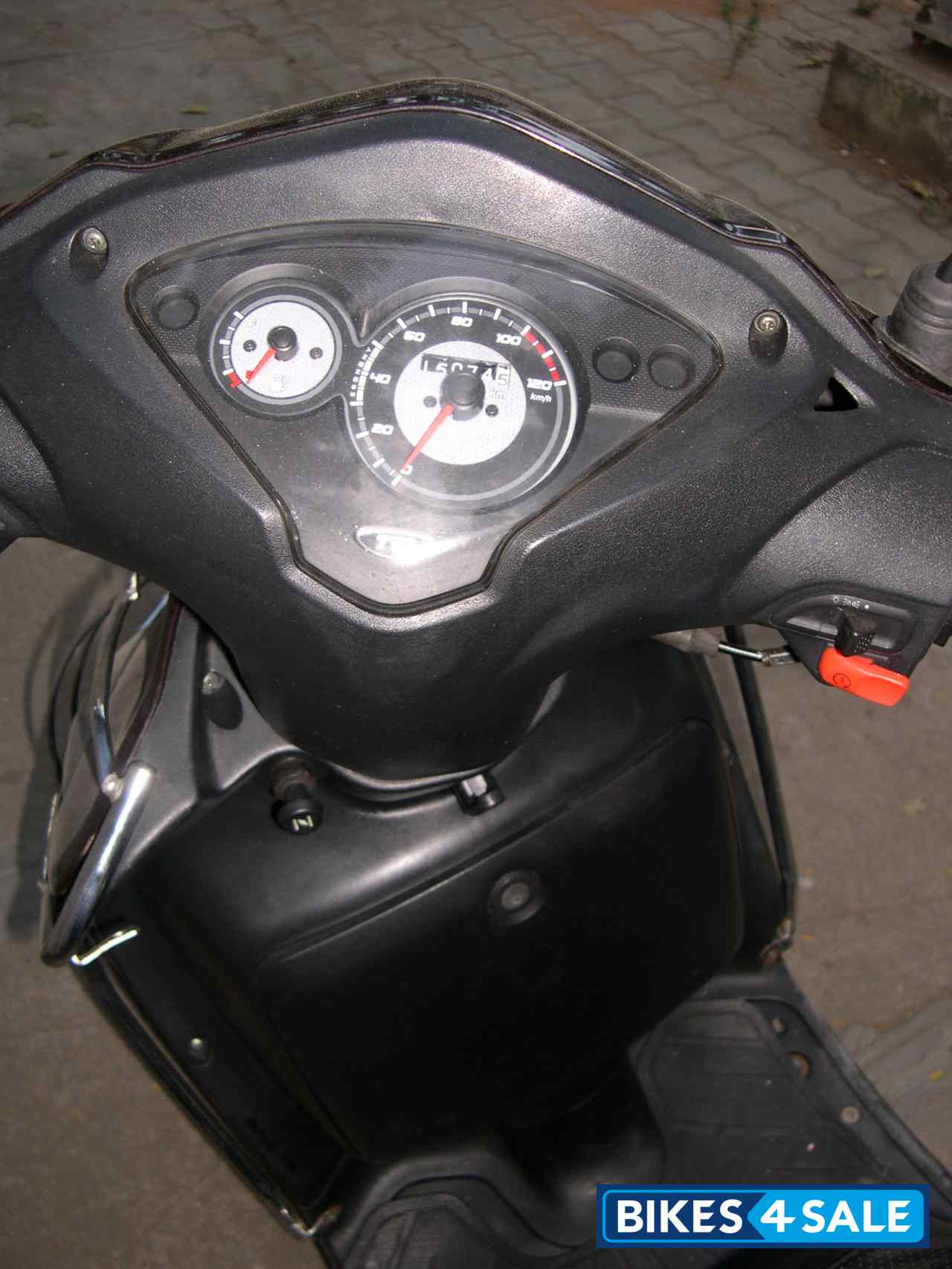 Brown TVS Wego