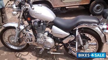 Silver Royal Enfield Thunderbird TwinSpark 350