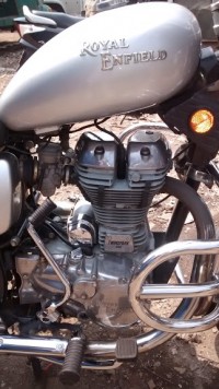 Silver Royal Enfield Thunderbird TwinSpark 350